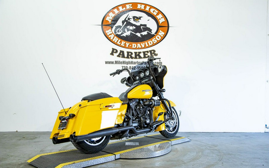 2013 Harley-Davidson® FLHX - Street Glide®