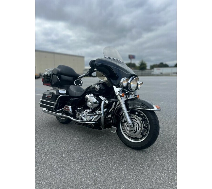 FLHTCU 2004 Electra Glide® Ultra Classic Peace Officer SE