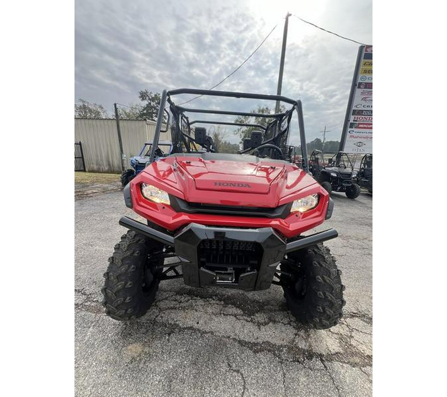 2025 Honda® Pioneer 1000-6 Deluxe Crew