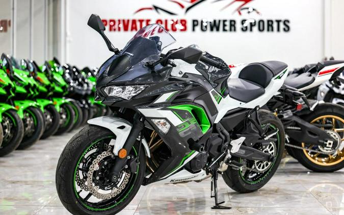 2022 Kawasaki EX650NNFNN Ninja 650
