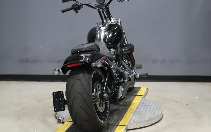 2025 Harley-Davidson Breakout Vivid Black