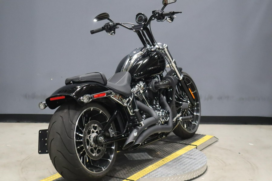 2025 Harley-Davidson Breakout Vivid Black