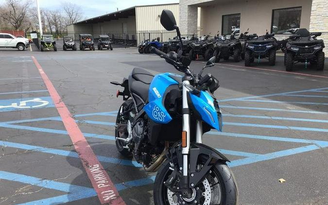 2025 SUZUKI GSX-8S