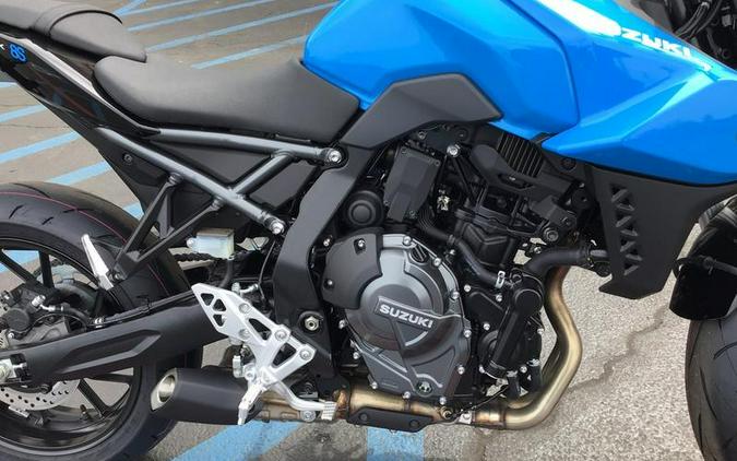 2025 SUZUKI GSX-8S