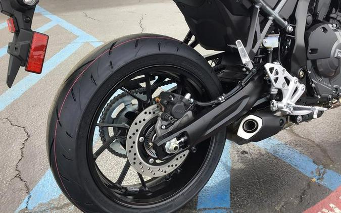 2025 SUZUKI GSX-8S