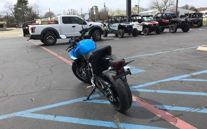 2025 SUZUKI GSX-8S