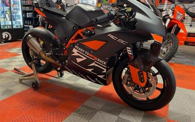 2023 KTM RC 8C