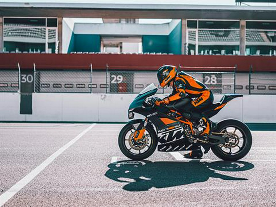 2023 KTM RC 8C