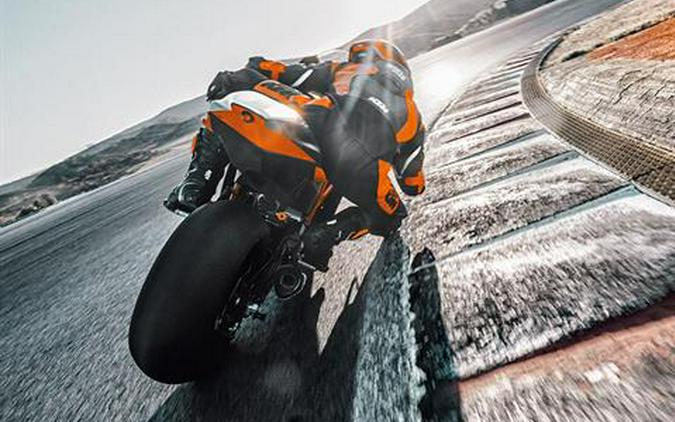 2023 KTM RC 8C