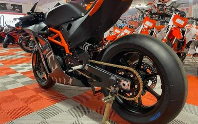 2023 KTM RC 8C