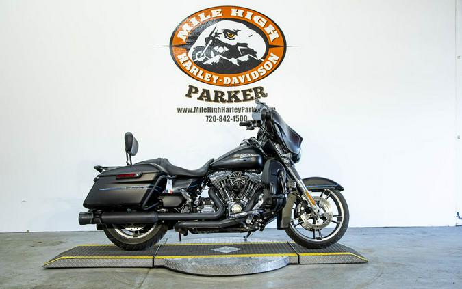 2015 Harley-Davidson® FLHXS - Street Glide® Special