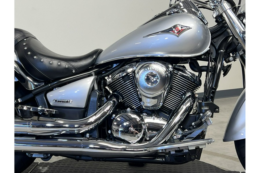 2006 Kawasaki Vulcan® 900 Classic VN900B