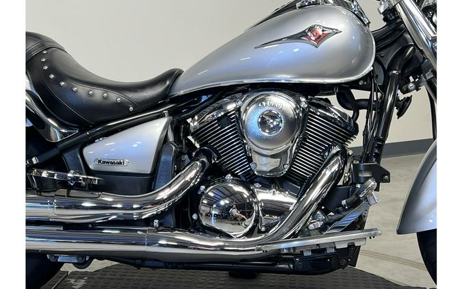 2006 Kawasaki Vulcan® 900 Classic VN900B