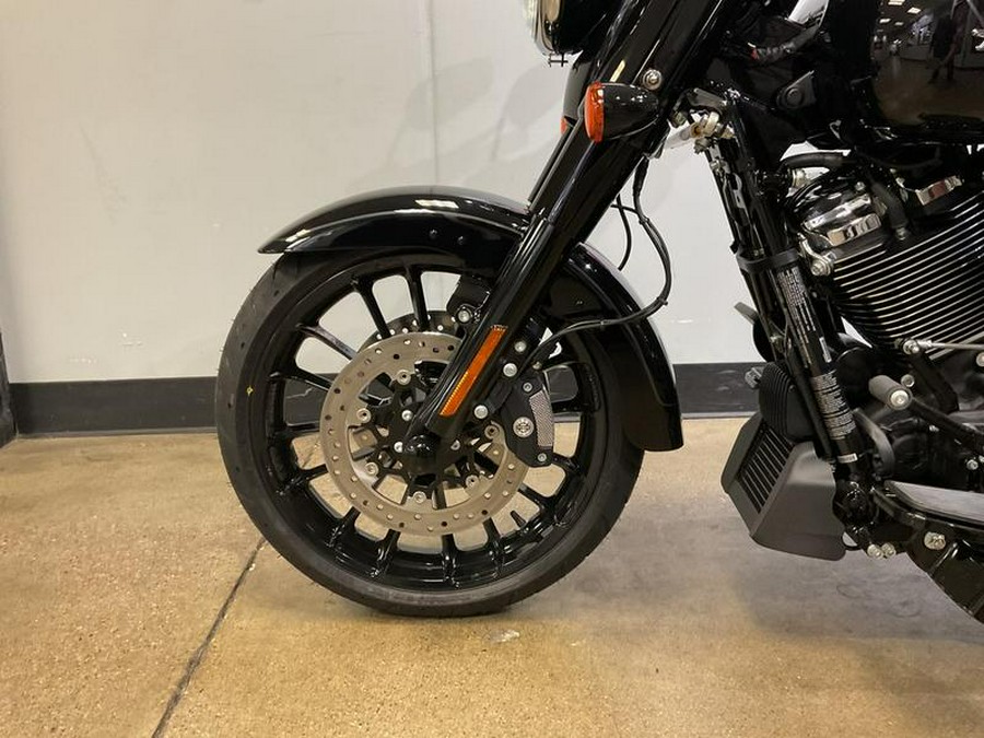 2024 Harley-Davidson® FLRT - Freewheeler®