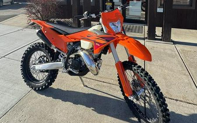 2026 KTM 150 XC-W