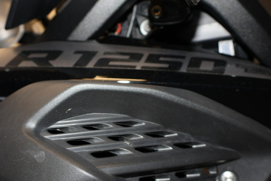 2021 BMW Motorrad BMW R 1250 GS Adventure