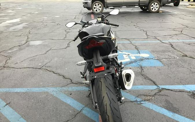 2026 KAWASAKI NINJA ZX-6R