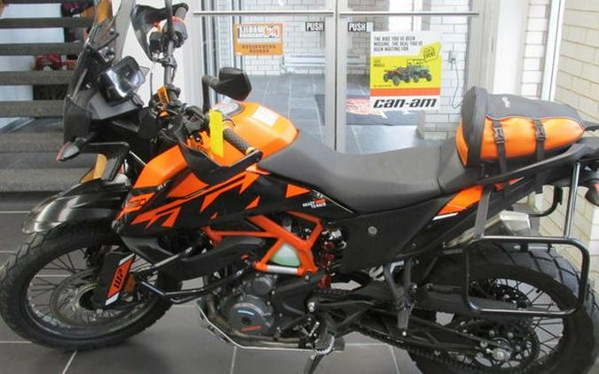 2023 KTM Adventure 390