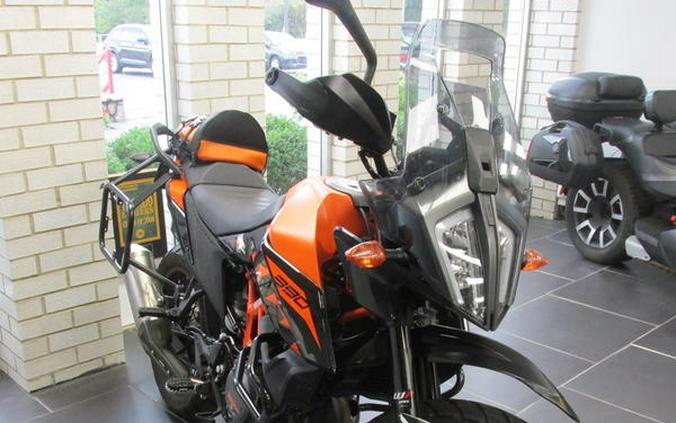 2023 KTM Adventure 390