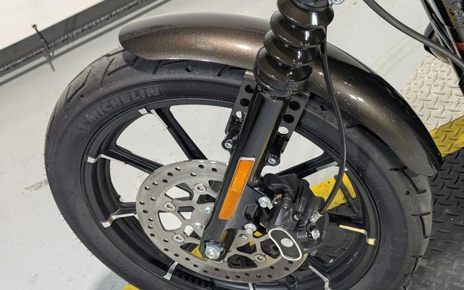 2020 Harley-Davidson® Iron 883™ River Rock Gray