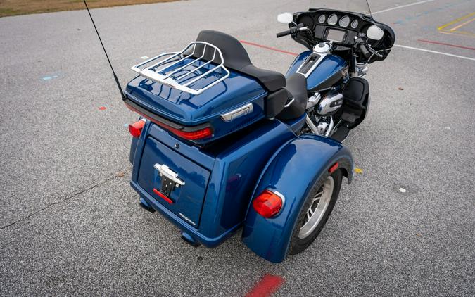 Used 2018 Harley-Davidson Tri Glide Ultra FLHTCUTG Trike For Sale In Florence, SC