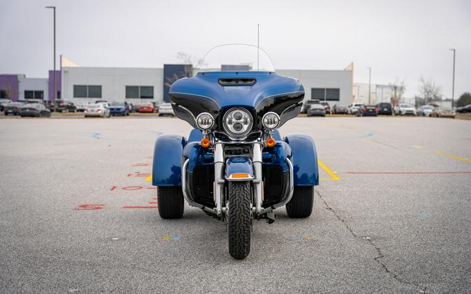 Used 2018 Harley-Davidson Tri Glide Ultra FLHTCUTG Trike For Sale In Florence, SC