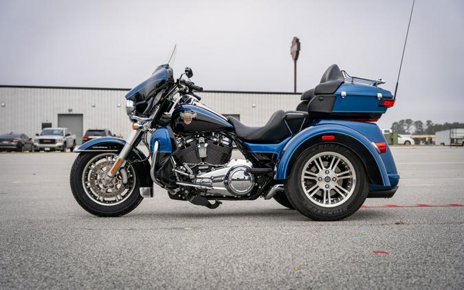 Used 2018 Harley-Davidson Tri Glide Ultra FLHTCUTG Trike For Sale In Florence, SC