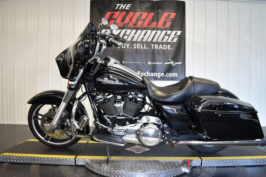 2017 Harley-Davidson FLHXS - Street Glide Special