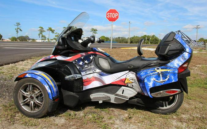 2010 Can-Am® SPYDER RT