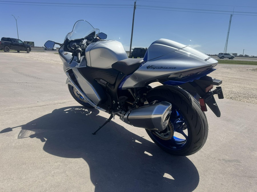 2025 Suzuki Hayabusa 1340