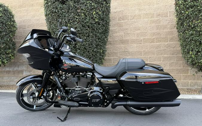 FLTRX 2025 Road Glide™