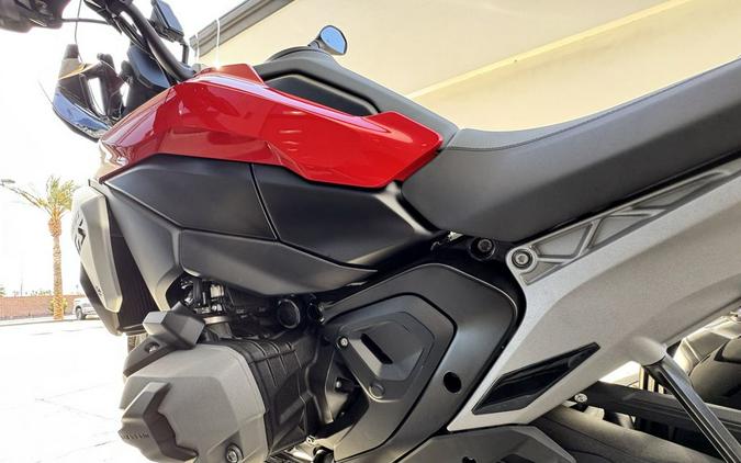 2026 BMW R 1300 GS Racing Red