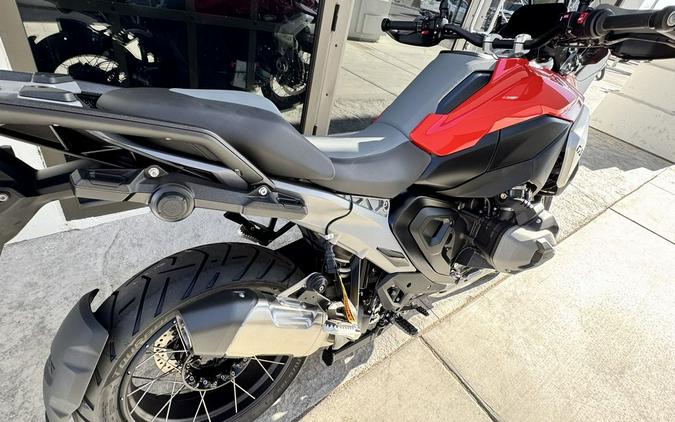 2026 BMW R 1300 GS Racing Red