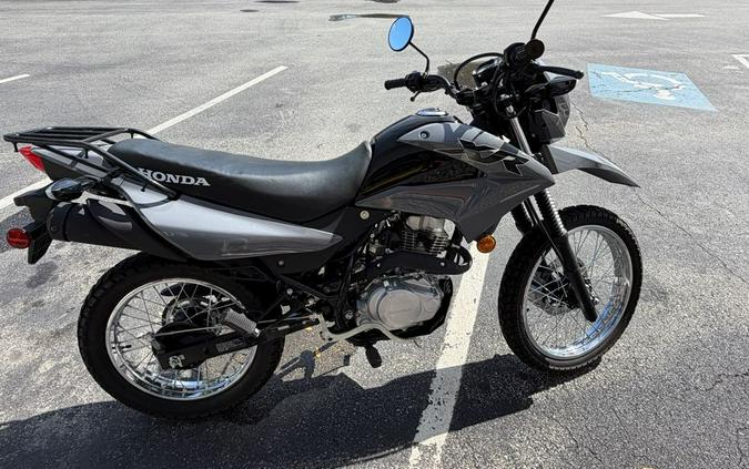 2025 XR150L - Honda