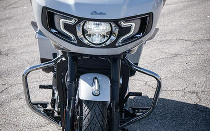 2024 Indian Motorcycle® Challenger® Limited with PowerBand Audio Package Ghost White Metallic