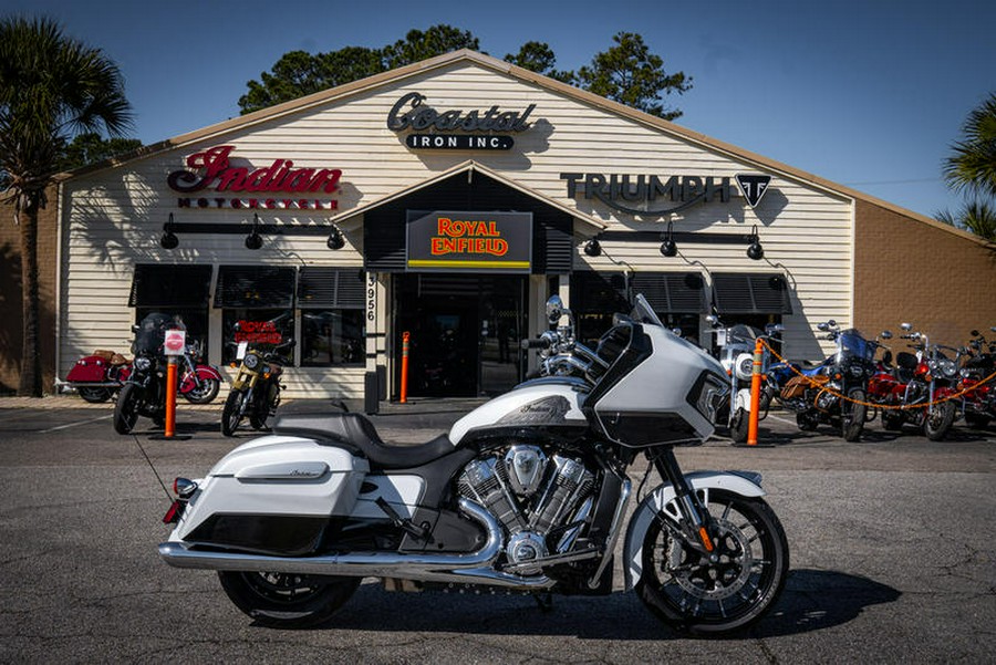 2024 Indian Motorcycle® Challenger® Limited with PowerBand Audio Package Ghost White Metallic