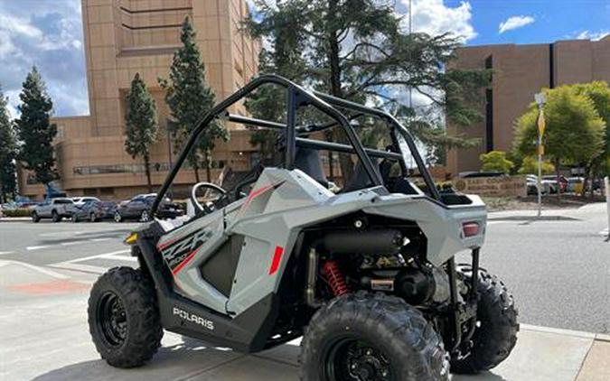 2024 Polaris RZR 200 EFI