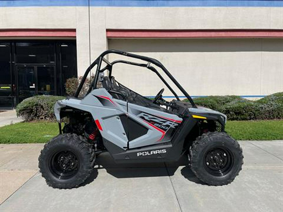 2024 Polaris RZR 200 EFI