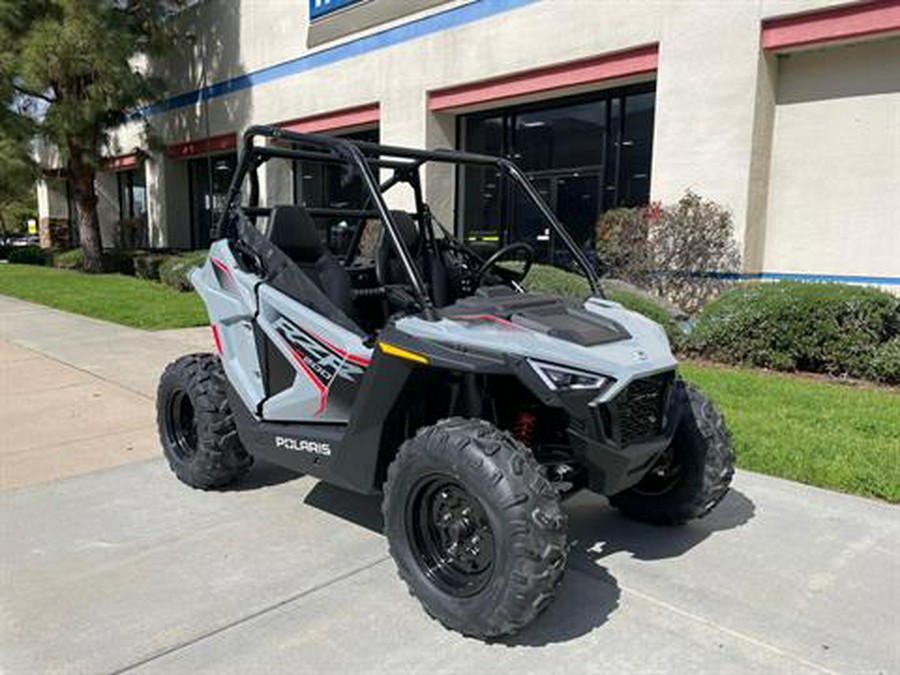 2024 Polaris RZR 200 EFI