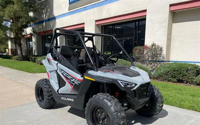 2024 Polaris RZR 200 EFI