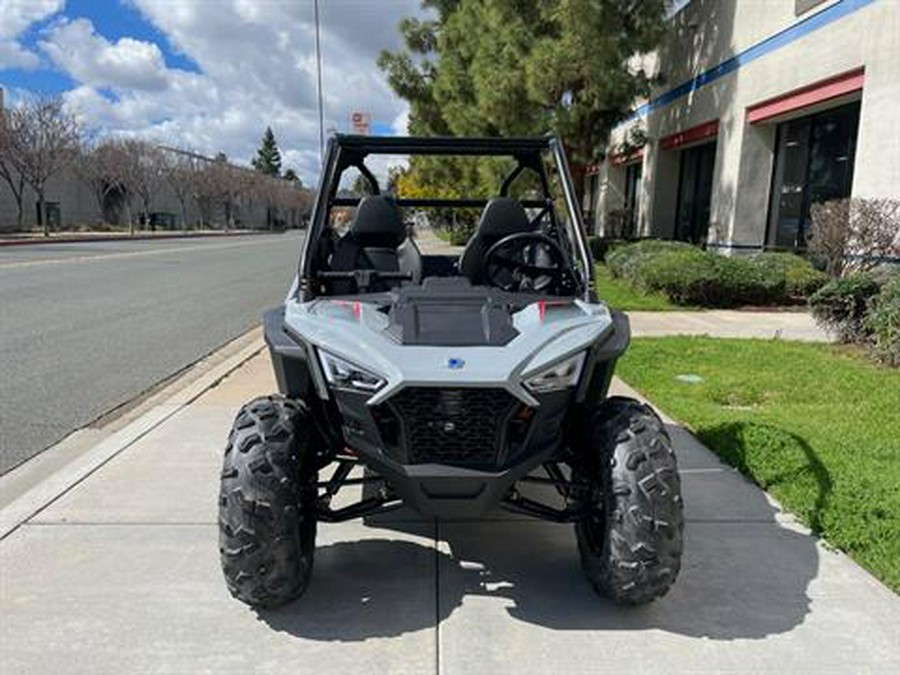 2024 Polaris RZR 200 EFI