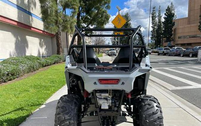 2024 Polaris RZR 200 EFI