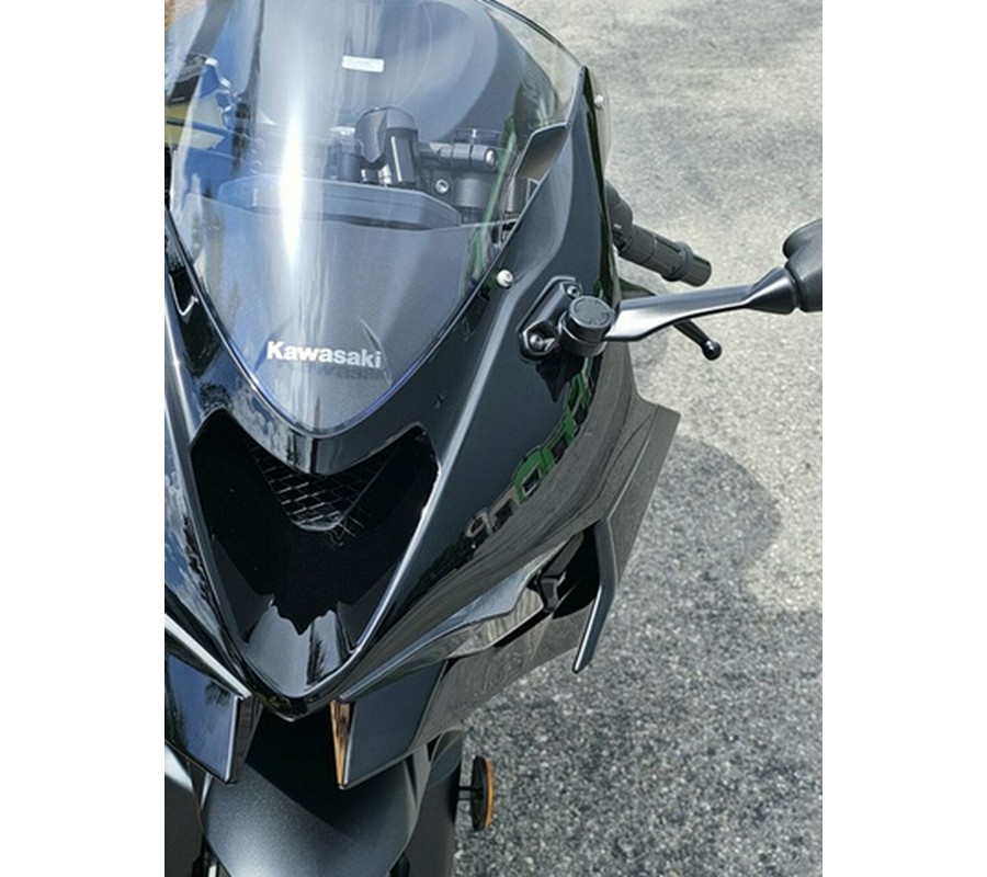 2024 Kawasaki Ninja ZX-6R ABS Metallic Flat Spark Black/Ebony ABS KRT Edition