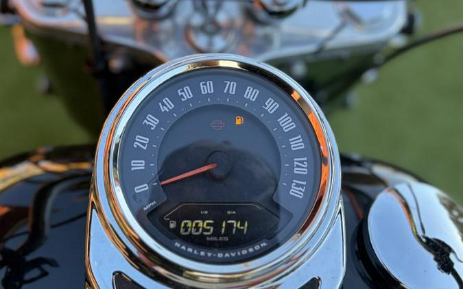 2022 Harley Davidson Softail Heritage Classic