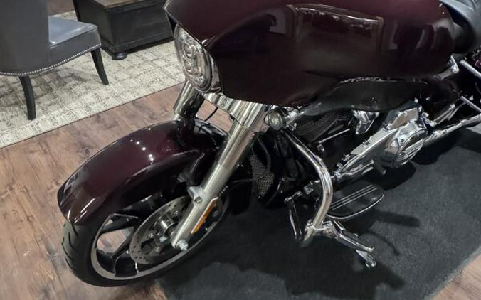 FLHX 2022 Street Glide®