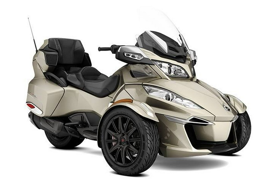 2017 Can-Am Spyder® RT-S SE6