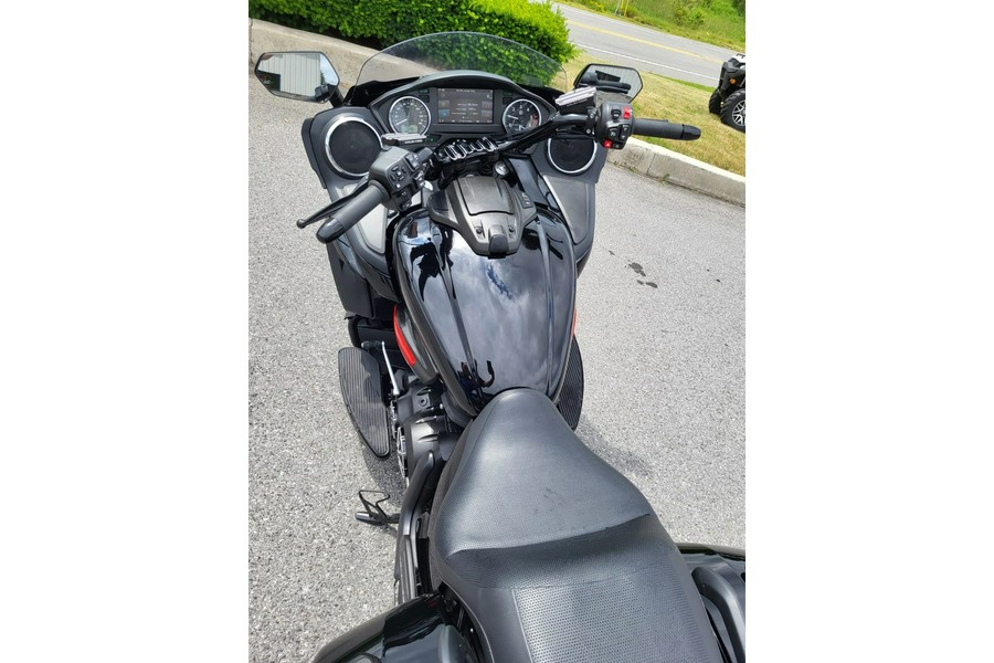 2018 Yamaha Star Eluder - GT Option Package