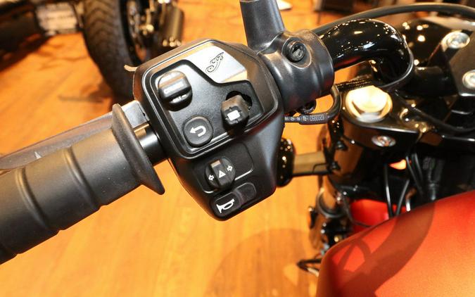 2025 Indian Motorcycle® Scout® Bobber Limited +Tech Sunset Red Smoke