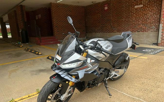 2025 Aprilia Tuono V4