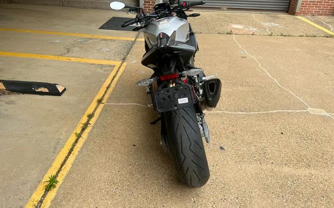 2025 Aprilia Tuono V4